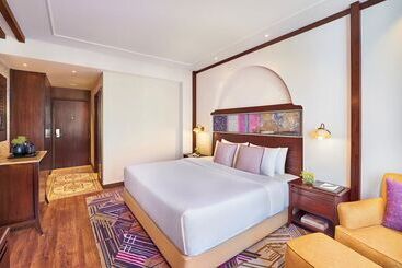 هتل Vivanta Jammu City Centre