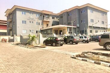 Providence Hotel And Suites