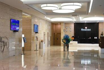 בית מלון כפרי Ramada By Wyndham Yongin