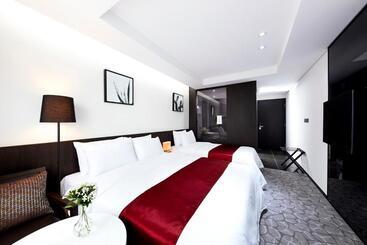 בית מלון כפרי Ramada By Wyndham Yongin