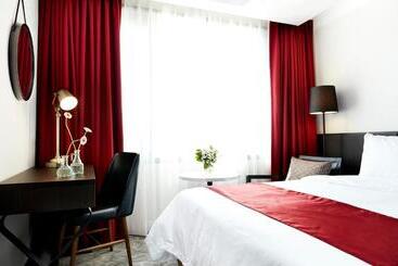 בית מלון כפרי Ramada By Wyndham Yongin