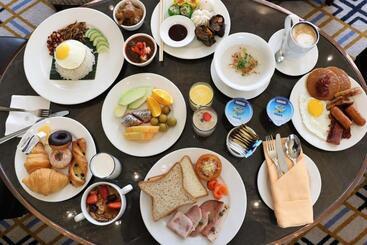 هتل Sheraton Petaling Jaya