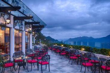 هتل Silk Path Grand Sapa Resort & Spa