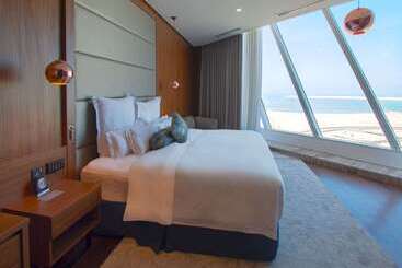 هتل Wyndham Grand Manama