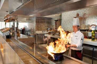 هتل Wyndham Grand Manama