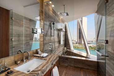 هتل Wyndham Grand Manama