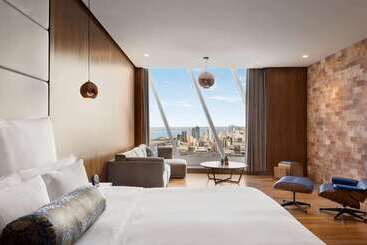 هتل Wyndham Grand Manama