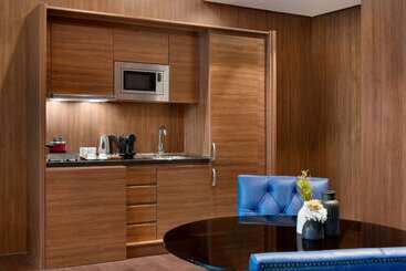 هتل Wyndham Grand Manama
