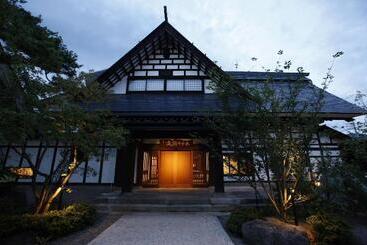 ریوکان Yamagata The Takinami