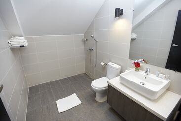 San Cristobal Boutique Hotel   Ivato Airport