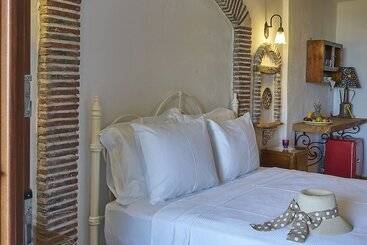 تختخواب و صبحانه Villa Taraça Alaçatı Romantik Otel