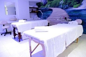 Amethyst Napa Hotel & Spa