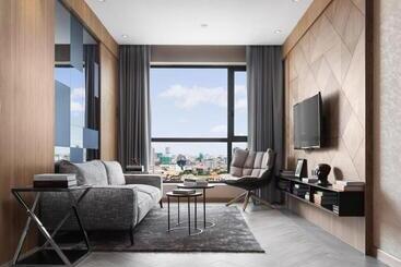One Residence Hotel & Apartment