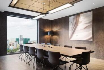 One Residence Hotel & Apartment