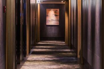 One Residence Hotel & Apartment