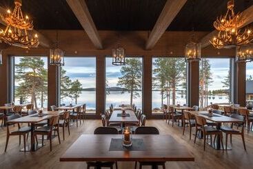 Wilderness Hotel Inari & Igloos