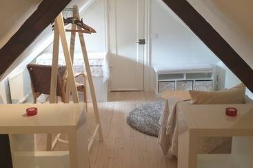 تختخواب و صبحانه Malistorpets Rosor Bed & Kitchen