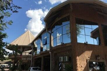 هتل African Home