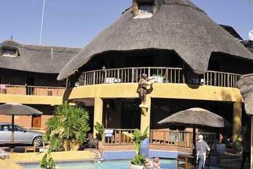 هتل African Home