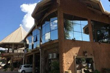 هتل African Home