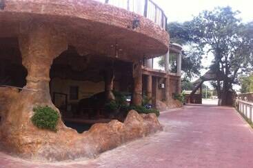 هتل African Home