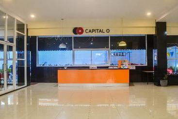 هتل Capital O 1246  Grand Pacific