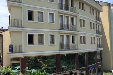 Feza Otel