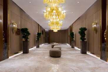 هتل Hilton Astana