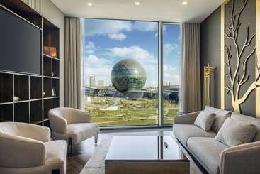 هتل Hilton Astana