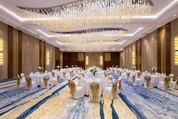 هتل Hilton Astana