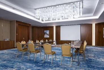 هتل Hilton Astana