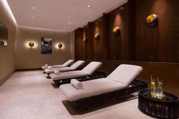 هتل Hilton Astana