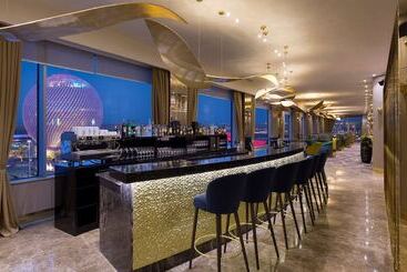 هتل Hilton Astana