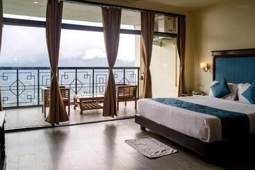 هتل Staynest Gangtok 300 Mtr From Mall Road