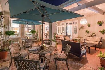 Waterstone Lodge - Somerset West