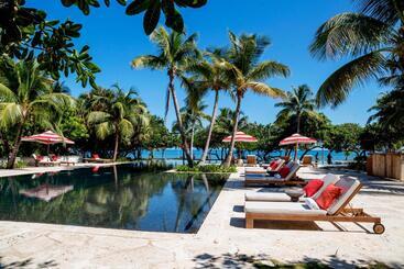 Itz Ana Resort & Residences - Seine Bight Village