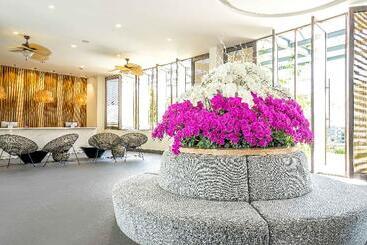 استراحتگاه Oceanami Villas & Beach Club  Managed By Oceanami Group