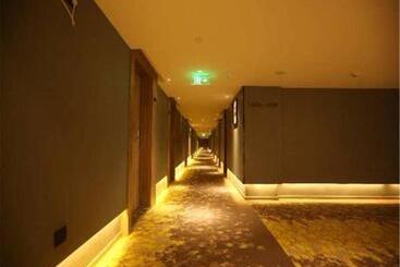 Atour Hotel Shuangyong Ave