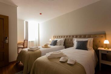 تختخواب و صبحانه Ericeira Soul Guesthouse