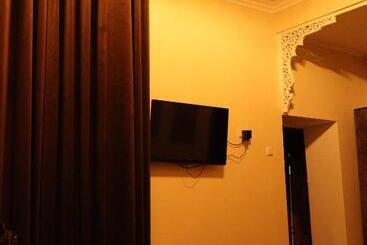 هتل Al Bukhari Boutique