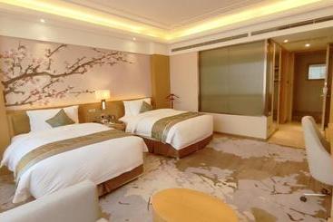 هتل Howard Johnson Xiangyu Plaza Linyi