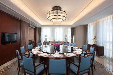 هتل Ramada Jinan