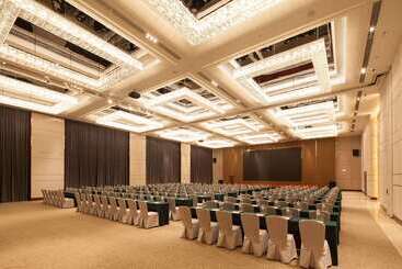هتل Ramada Jinan
