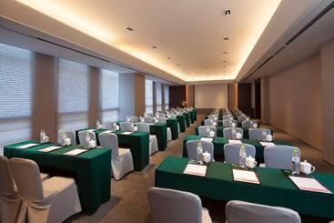 هتل Ramada Jinan