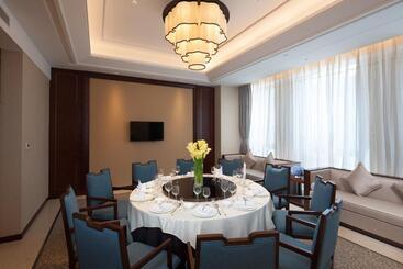 هتل Ramada Jinan
