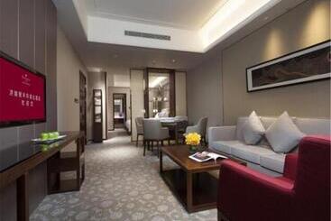 هتل Ramada Jinan