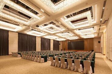 هتل Ramada Jinan