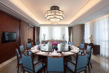 هتل Ramada Jinan
