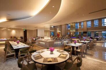 هتل Ramada Jinan