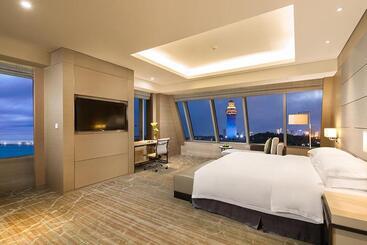 Fliport Wutong Hotel Free Welcome Fruit & Near Exhibition Center